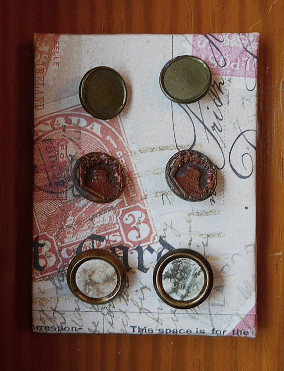 Notions: Antique Vintage Metal Buttons on Decorative Card Set/ 6