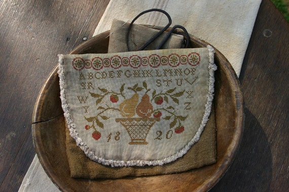 Pattern: Pears and Strawberries Sampler Sewing Bag by Stacy Nash Primitives