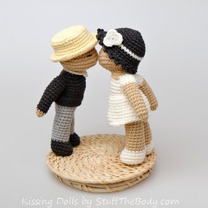 Kissing Dolls Amigurumi Pattern, Wedding Crochet Gift, Bride and Groom, Wedding Topper, valentines day, bridal shower, diy image 1