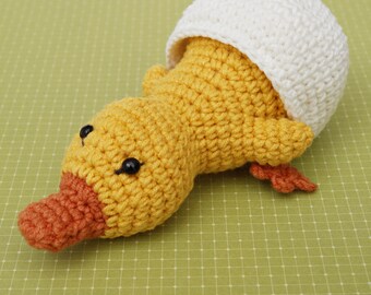 Duckling in Eggshell Crochet Pattern: Easter Amigurumi Decoration (PDF Download)