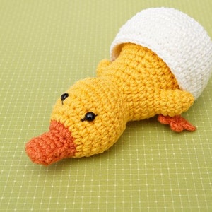 Duckling in Eggshell Amigurumi Pattern, Crochet easter pattern, home decor crochet pattern, amigurumi duck, toy pattern, crochet for kids image 1