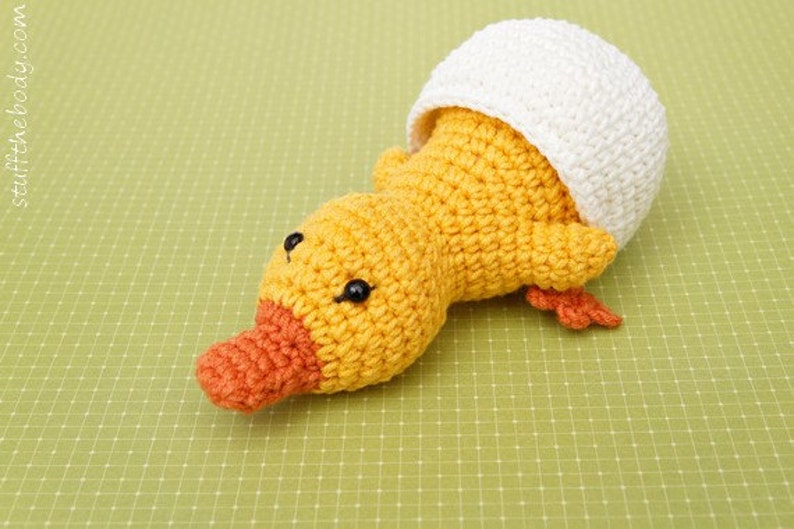 Duckling in Eggshell Amigurumi Pattern, Crochet easter pattern, home decor crochet pattern, amigurumi duck, toy pattern, crochet for kids image 1