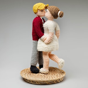 Kissing Couple Crochet Pattern: No -Sew Amigurumi Wedding Cake Topper (PDF Download) image 4