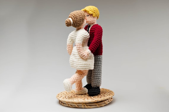 Kissing Couple Crochet Pattern: No -Sew Amigurumi Wedding Cake Topper (PDF Download)