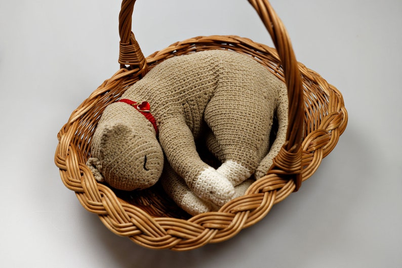 Dreaming Cat Amigurumi Pattern, Crochet Sleeping Kitten, Valentine's Day present, baby shower, christmas, diy toy, plushie, birthday gift image 4