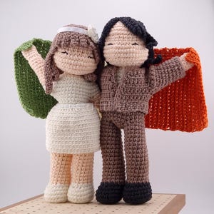 Bride And Groom With Irish Flag No-Sew Crochet Pattern: Cake Topper, Wedding Centerpiece and St. Patrick's Day decoration in one [PDF file]