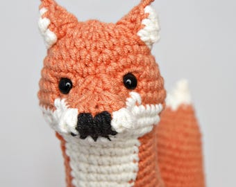 Patrón de crochet de Malcolm el Zorro: Animal amigurumi realista del bosque (descarga en PDF)