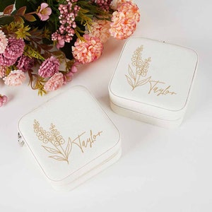 Almacenamiento personalizado de flores y nombres de nacimiento, joyero personalizado, organizador portátil de joyas de viaje pequeño, regalos para damas de honor y bodas.