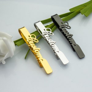 Prendedor de gravata com nome personalizado, prendedor de gravata em aço inoxidável com nome personalizado/letras, presentes para padrinhos de casamento