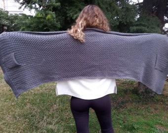 CROCHET PATTERN-The Charcoal Pocket Shawl, Instant PDF Download, One Adult Size , Easy to adjust