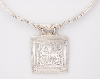 African Tuareg Necklace, Vintage Tribal Libyan Silver Tuareg Choker with Etched Cross, 1930s African Jewelry, Hand Made Silver Choker