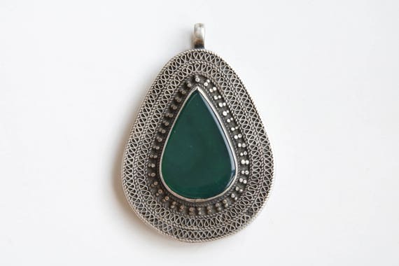 Tribal green carnelian sterling silver pendant / t