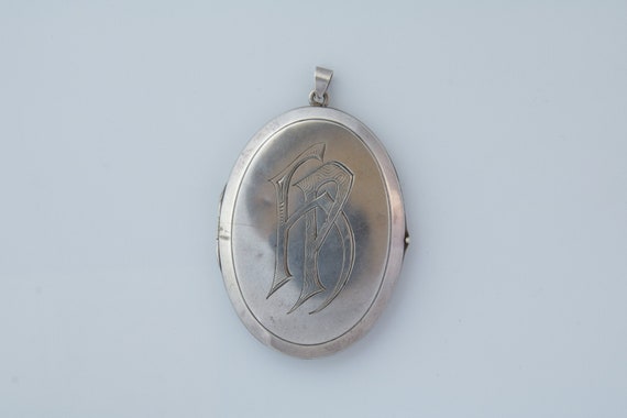 Vintage HP Monogrammed locket, Art Deco Silver Eng