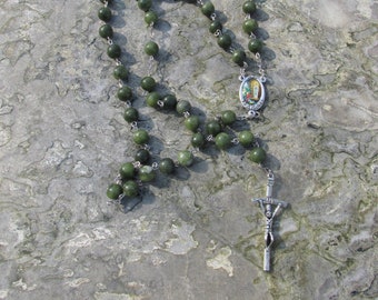 GENUINE Hand Carved Connemara Marble Rosary Beads Lourdes Centre Papal Crucifix Guaranteed Irish