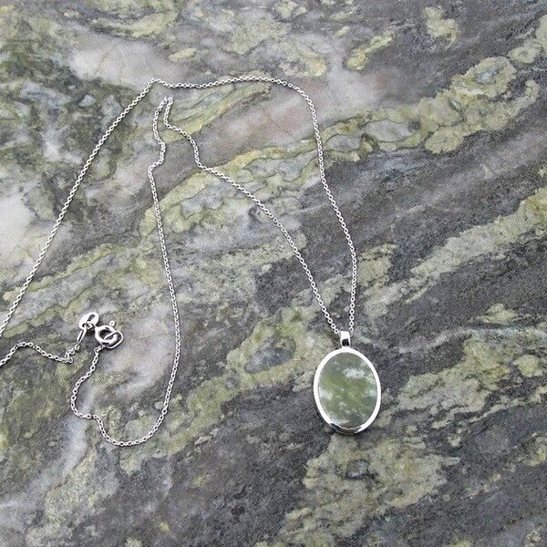 Genuine Irish Connemara Marble Sterling Silver 2-Sided Shamrock Clover Pendant Necklace Ireland