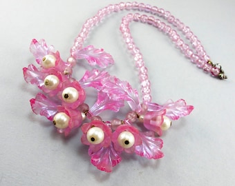Collier Ancien En Plastique – Perles En Forme De Pelotes De Laine – Rouge – Occasion – Vintage