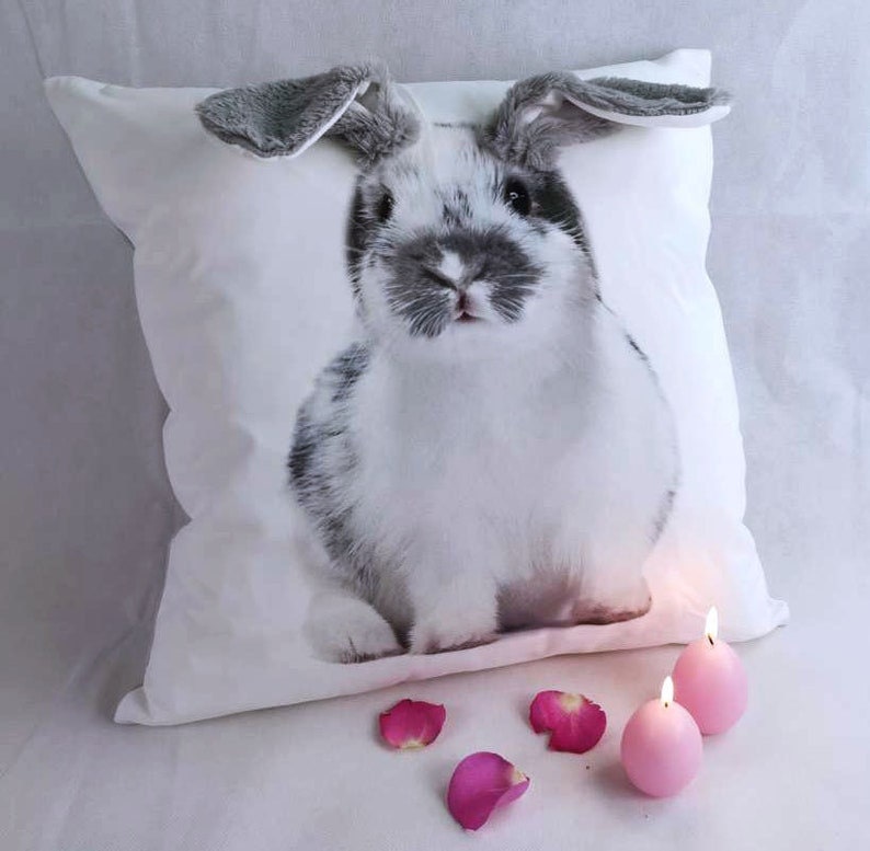 Housse de Coussin avec Lapin à L'oreille Tombante