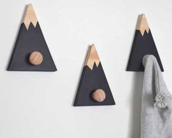 Lot de 3 Porte-Manteaux Montagnes Gris et Naturel Pour La Déco Maison