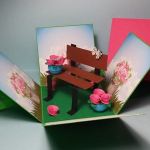 Exploding Box, Biglietto Scatolina E Regalo Insieme Per Festa Della Mamma E Compleanno, Con Panchina e Rose Di Carta