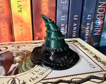ALLEEN DIGITAAL BESTAND - Boze heksenhoed boekenplankdecor - Heks van het Westen figuur - WoZ geïnspireerd 3D-geprint kinderachtig decor