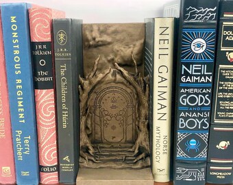 Doors of Durin Khazad-dum Moria Illuminated Book Nook Insert - 3D Doors of Durin Khazad-dum Moria Illuminated Book Nook Insert - 3D