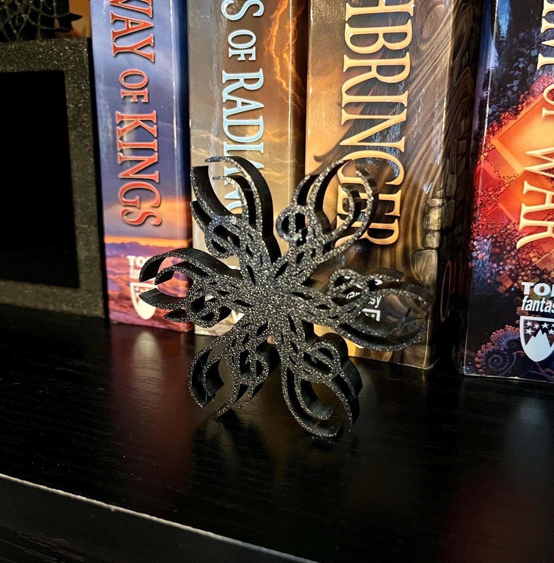 Pattern Bookshelf Decor - Set of 2 Cryptic Spirit Figures - SA Inspired ...