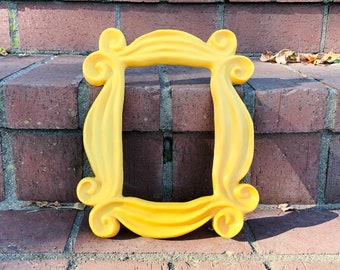 Monica's Yellow Peephole Frame - 3D Printed Friends Inspired Frame for Your Door