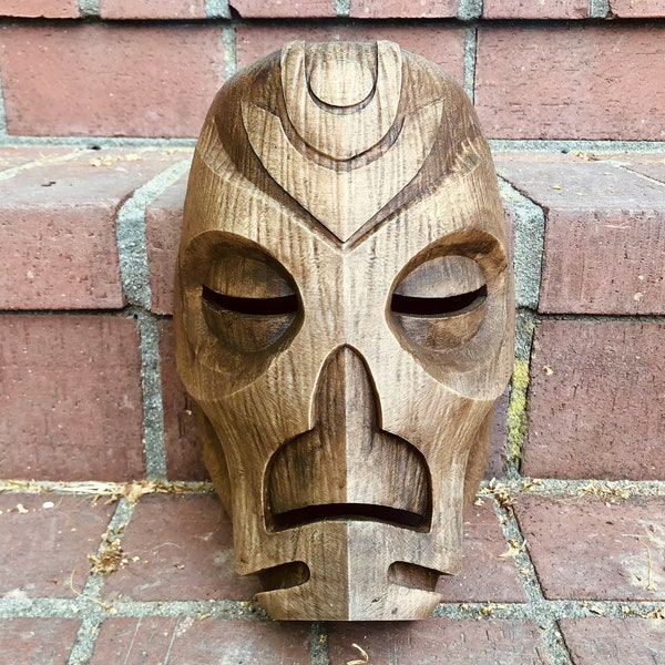 Masque inspiré du prêtre dragon Skyrim imprimé en 3D - Masques en bois et en métal