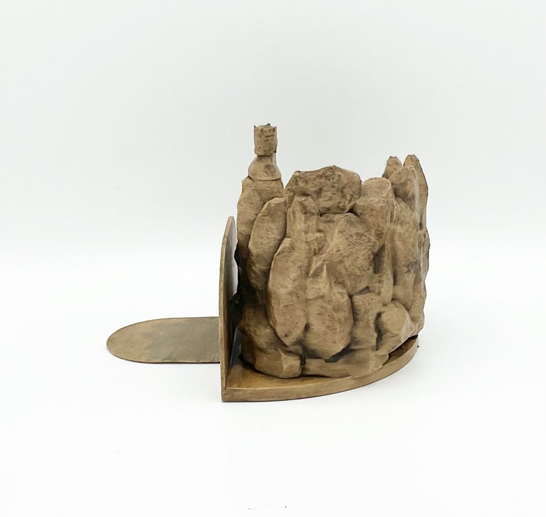 The Argonath Bookends 3D Printed Handpainted Bookshelf Etsy