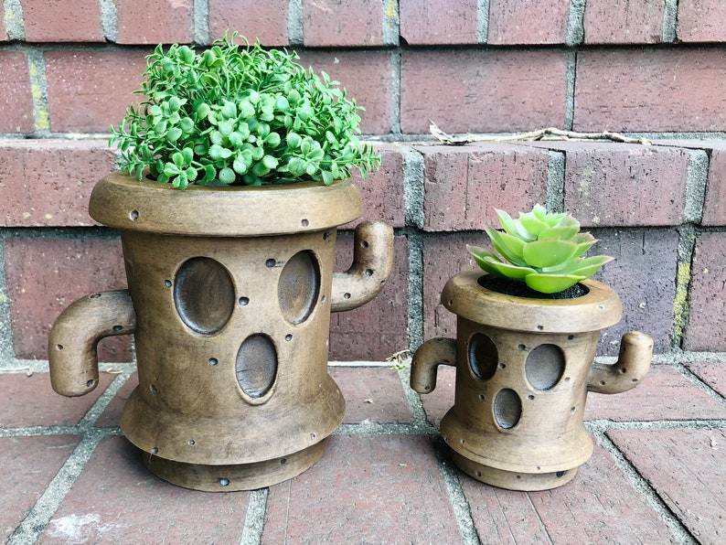 3D Printed Hand-Painted Gyroid Lloid Succulent Planter Vase Inspired by Animal Crossing New Horizon