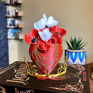 Wildling Heart Bookshelf Decor - Heart of the Island Bouquet Figure - TLS Inspired 3D Printed Bookish Decor