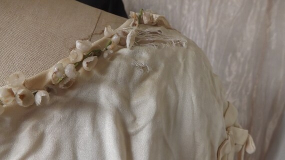 Vintage 1900 Silk Wedding Dress - image 2