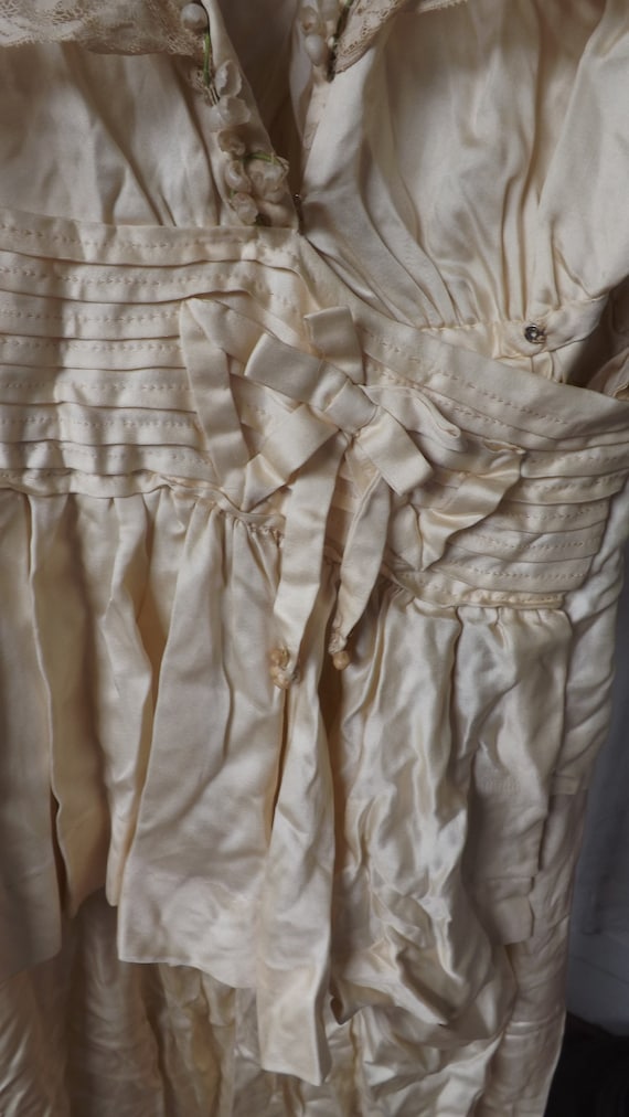 Vintage 1900 Silk Wedding Dress - image 7