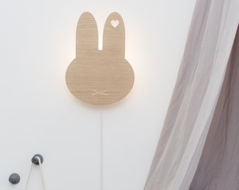 Lumière de nuit de lapin en bois, Lumière de nuit Woodland, Veilleuse LED pour enfants, Applique murale pour enfants, Lampe de chambre d’enfant pour bébé