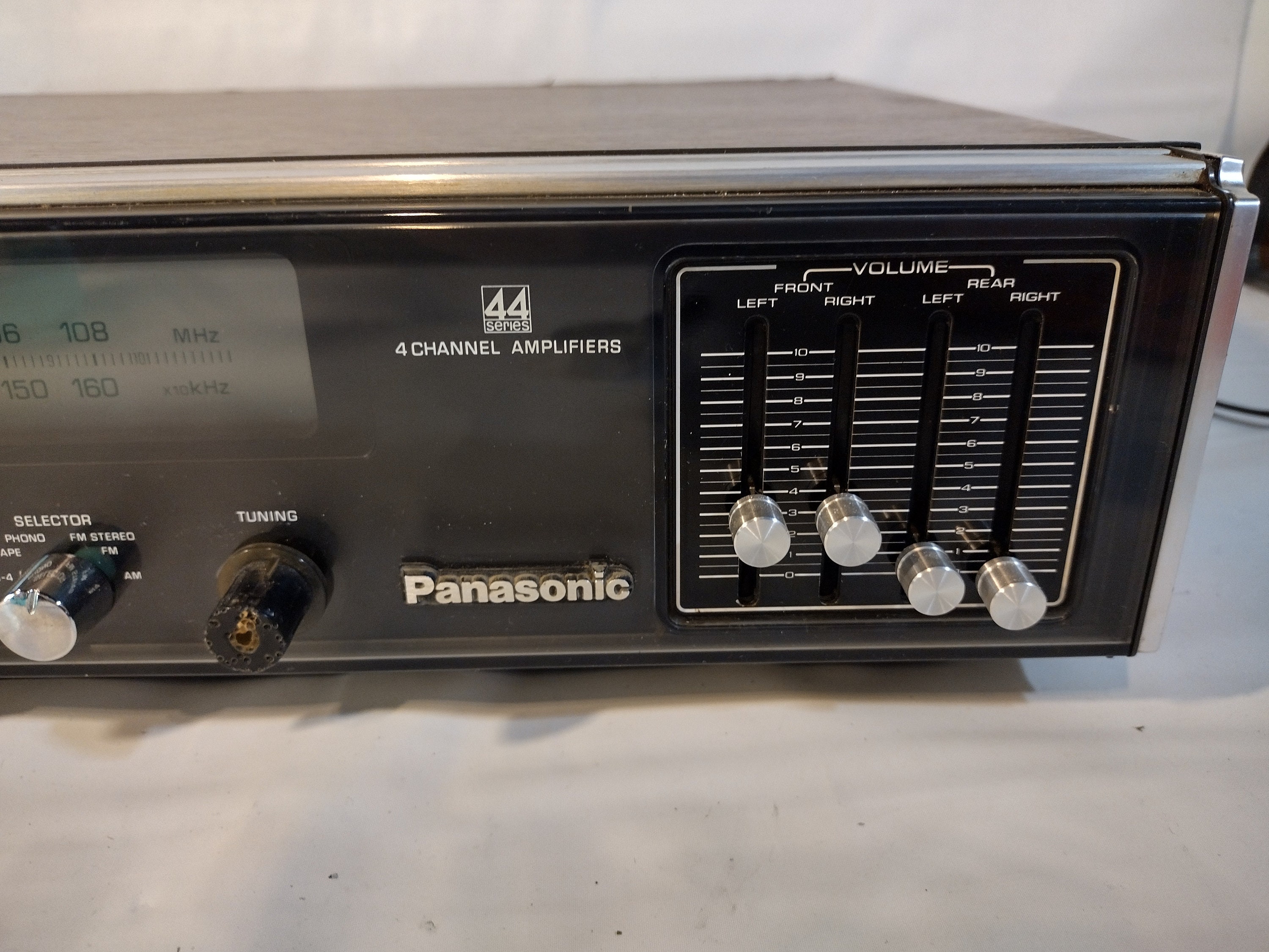 RIDDIMVOX　panasonic Amazon.com: Panasonic PV-V4523S 4-Head Hi-Fi VCR (2003 Model
