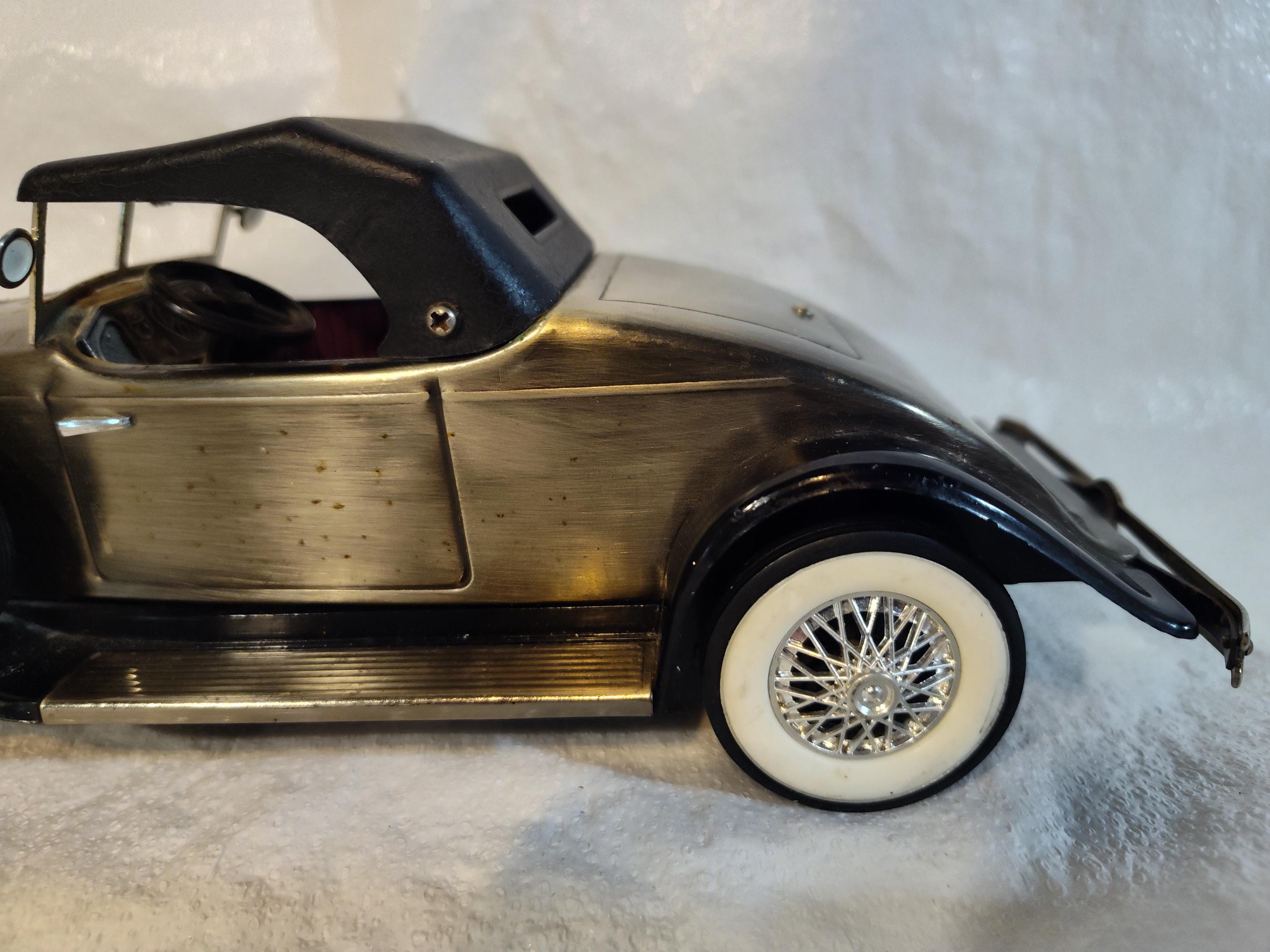 1932 Rolls Royce Phantom II Car AM Transistor Radio Made in Japan