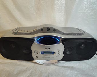 Sony CFD-F10 Boombox Am/FM CD Cassette Player Radio Stereo Tested Please Read Item Description