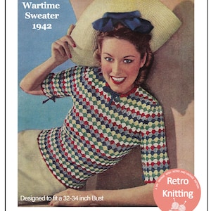 Könnte beinhalten: Ein Vintage-Strickmuster für einen Pullover, der für einen Brustumfang von 81-86 cm entworfen wurde. Das Muster zeigt ein farbenfrohes Karomuster mit roten, grünen, blauen und gelben Quadraten. Das Muster stammt aus dem Jahr 1942 und trägt den Titel "Kriegszeit-Pullover".