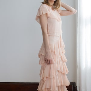 Rare 1920&#39;s sheer crepe silk chiffon ballet pink flapper dress / Size XS