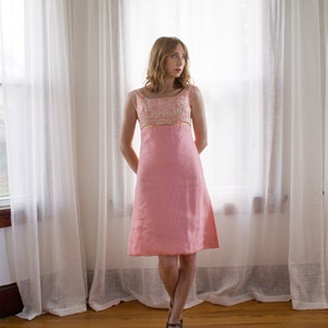 1960&#39;s silk organza and brocade sheath dress / cocktail dress / party dress / mini / size XS