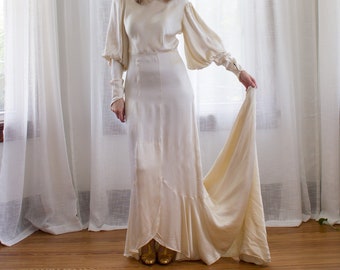 Rare 1920's - 1930's art deco liquid silk wedding dress / mutton sleeves / size XS