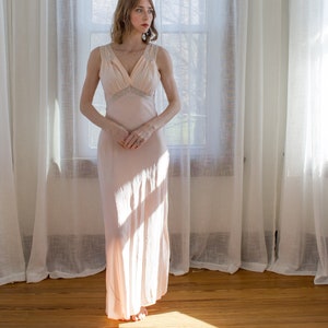 1930&#39;s rayon satin nightgown / slip dress / bias cut / baby pink / light pink / size XXS