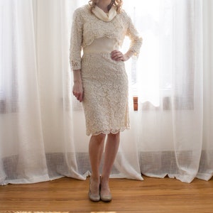 1960&#39;s silk 2 piece dress set / courthouse wedding / elopement / bridal / wedding dress / XS / wedding jacket / venetian lace