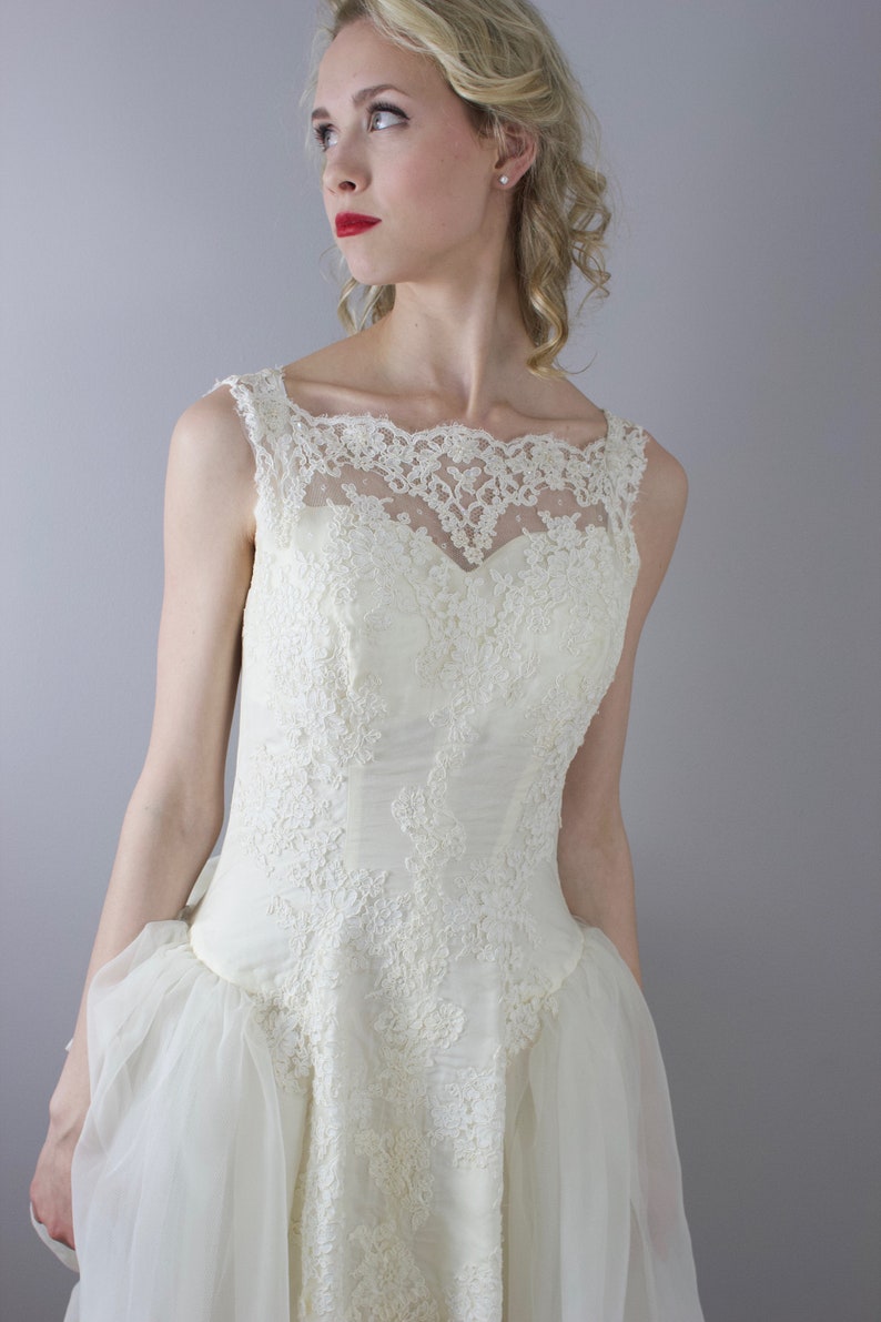 1950's sleeveless lace and chiffon gown / Size S/M image 7