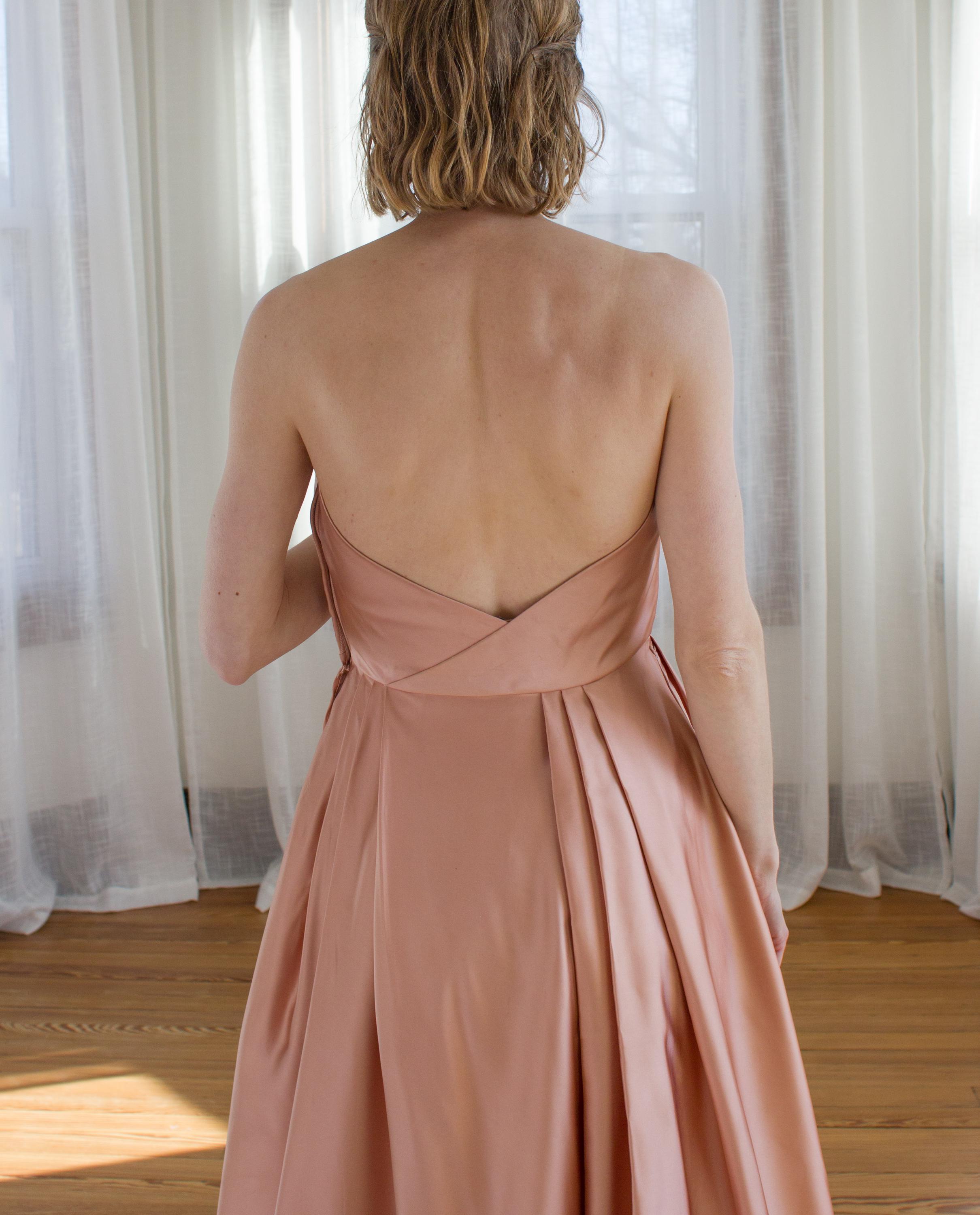 green emerald velvet dress Wedtrend Women Dusty Rose Evening Dress A Line Round Neck Floor Length Lace Mother of The Bridal Dress with Short Sleeves, Dusty Rose / S