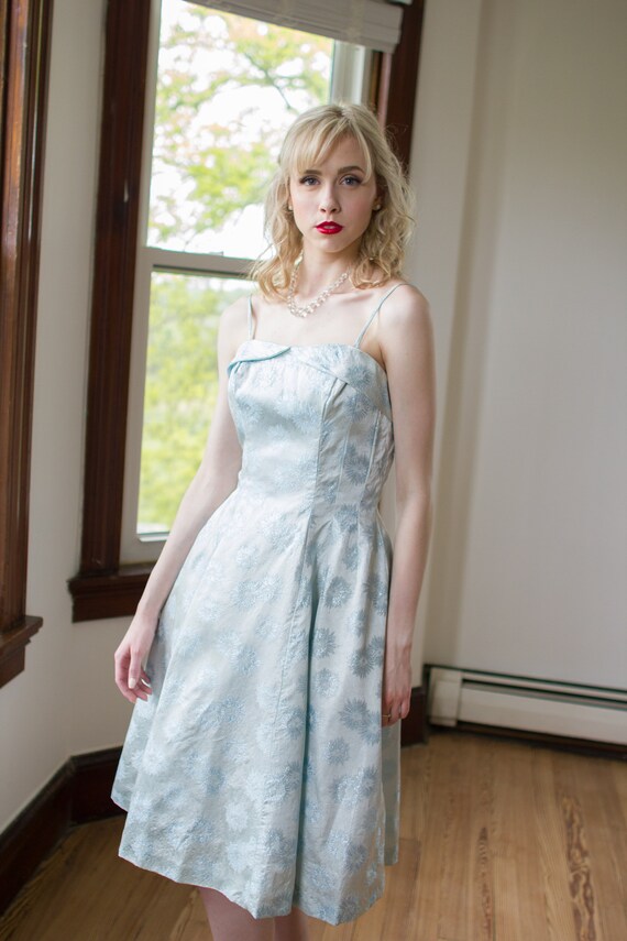 Vintage 1950's cocktail dress / silver blue / siz… - image 3