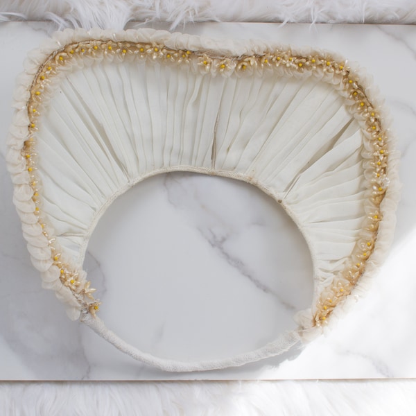 1930 headpiece