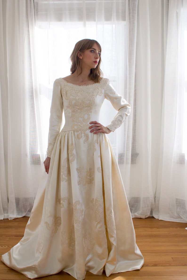 1950's satin embroidered lace wedding gown / size XS image 2