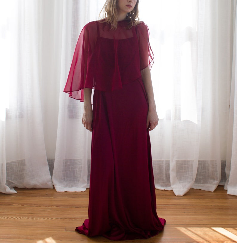 1970/'s wine colored formal gown matching chiffon cape bridesmaid dress ML