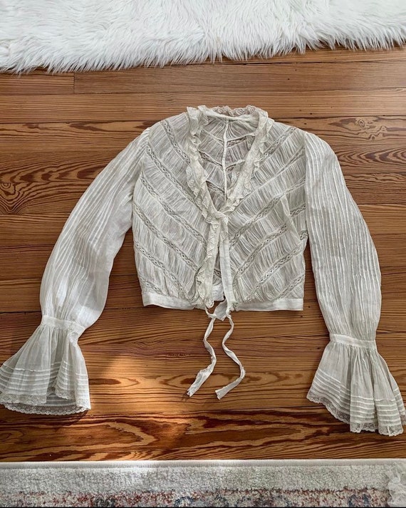 Antique blouse from the late 1800's to early 1900… - image 8